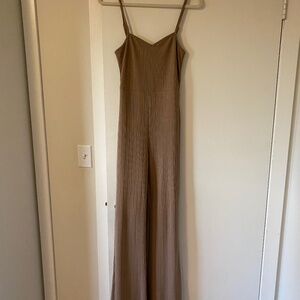 Jumpsuit beige